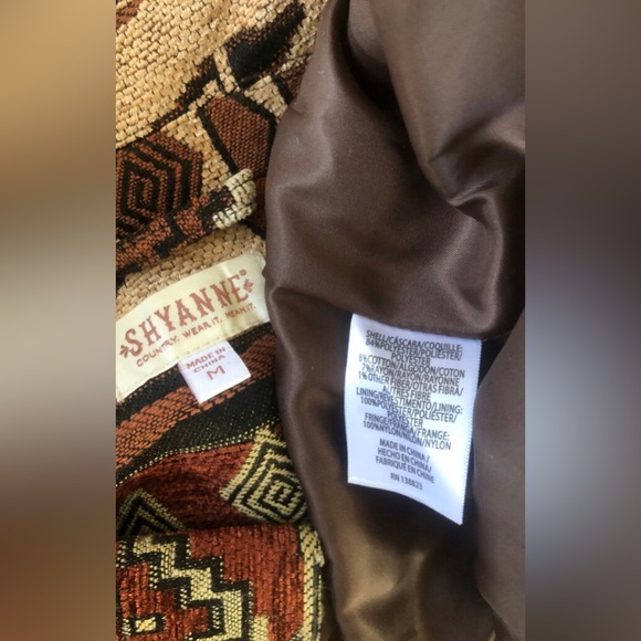 Shyanne Women's Tribal Tapestry Fringe Coat Size M new without tag - Picture 2 of 7